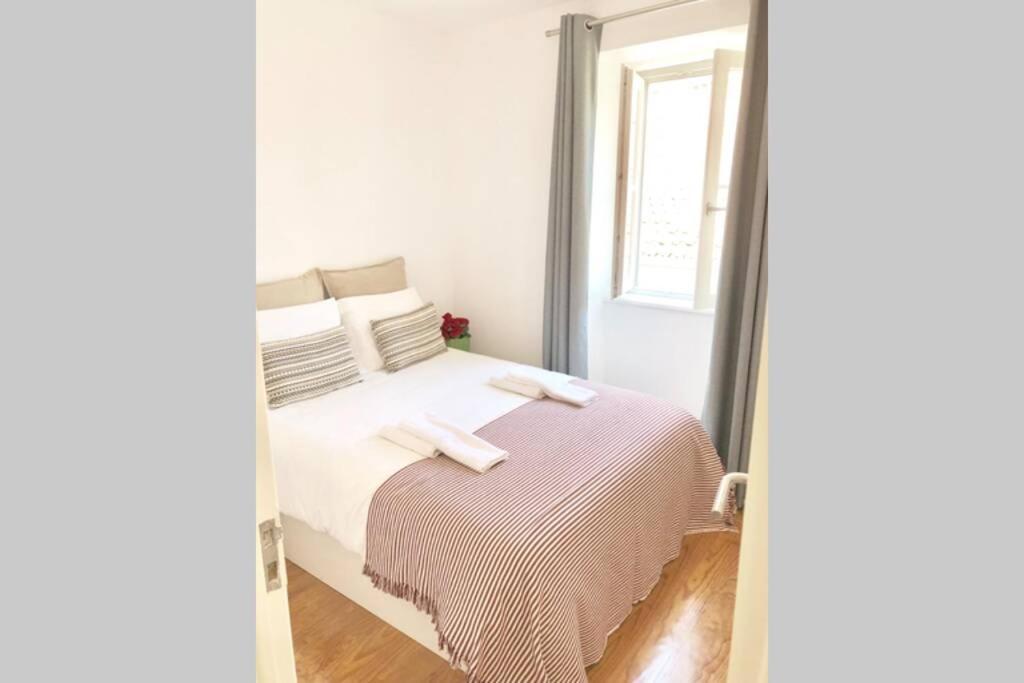 32 2 - Heart Of Lisbon Private Apartment, Bairro Alto Exterior foto